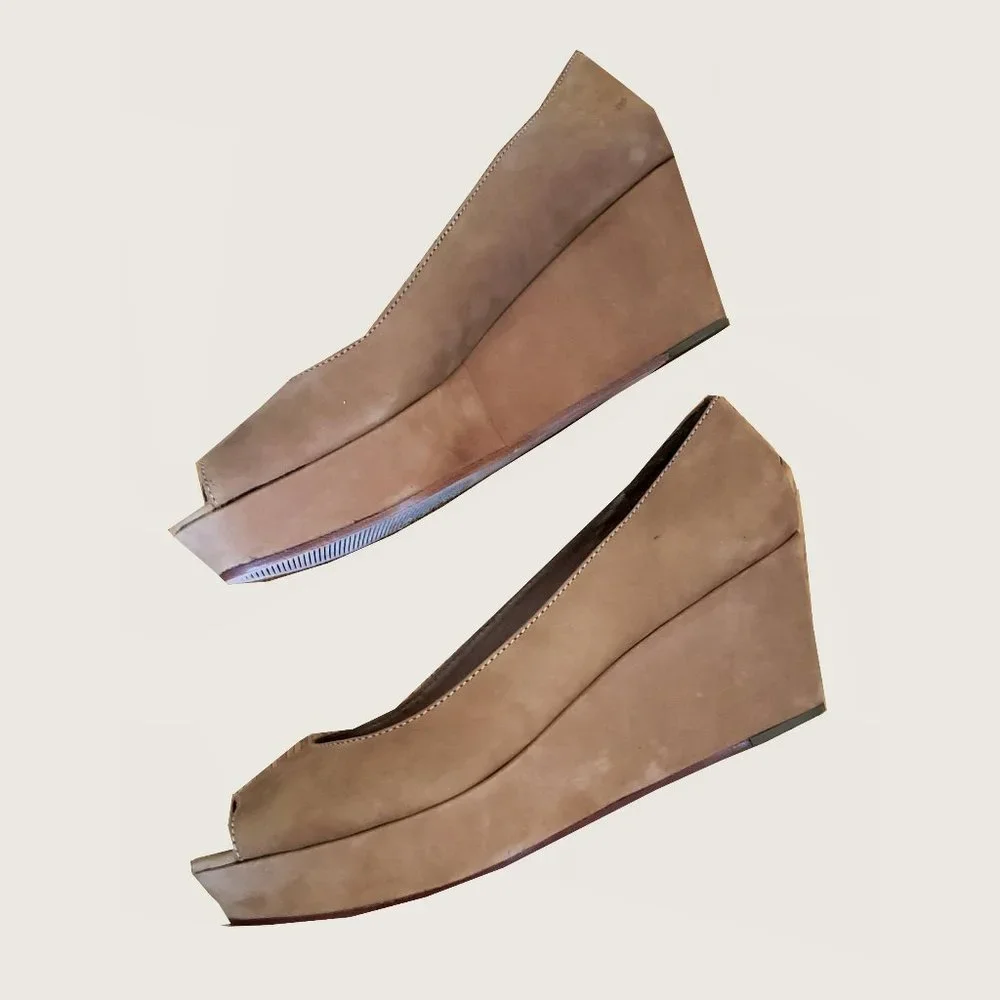KORS Michael Kors Peep Toe Wedges - Picture 6 of 12
